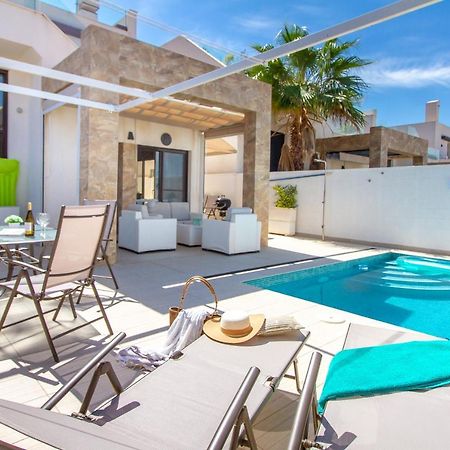 Villa Nina With Pool โรฮาเลส ภายนอก รูปภาพ