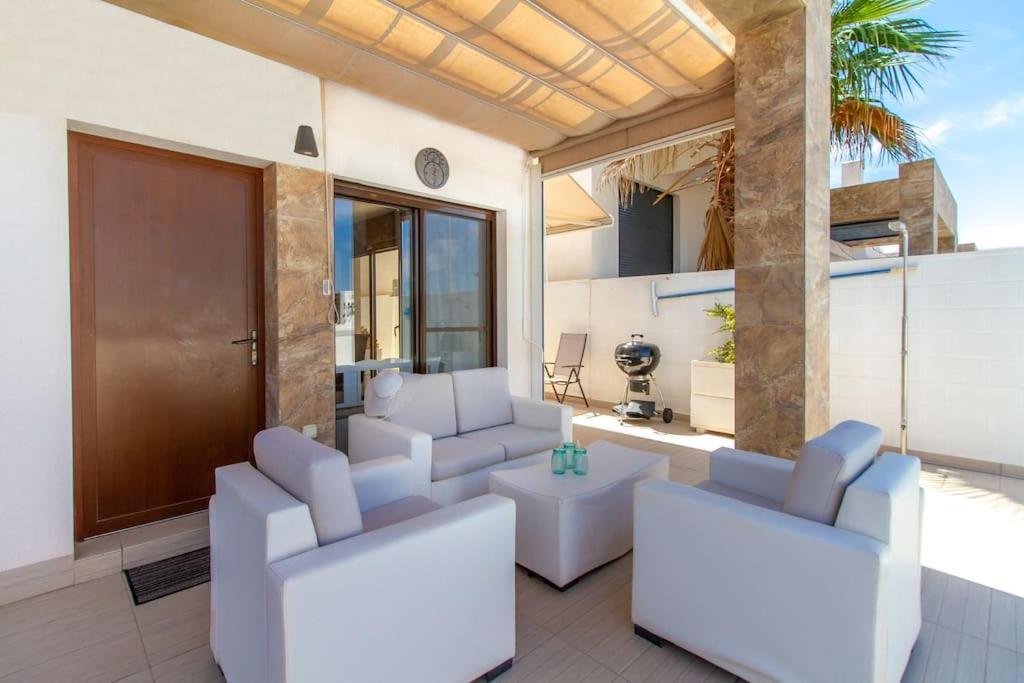 Villa Nina With Pool โรฮาเลส ภายนอก รูปภาพ