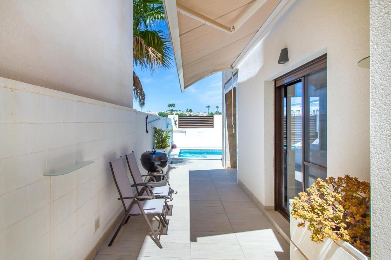 Villa Nina With Pool โรฮาเลส ภายนอก รูปภาพ